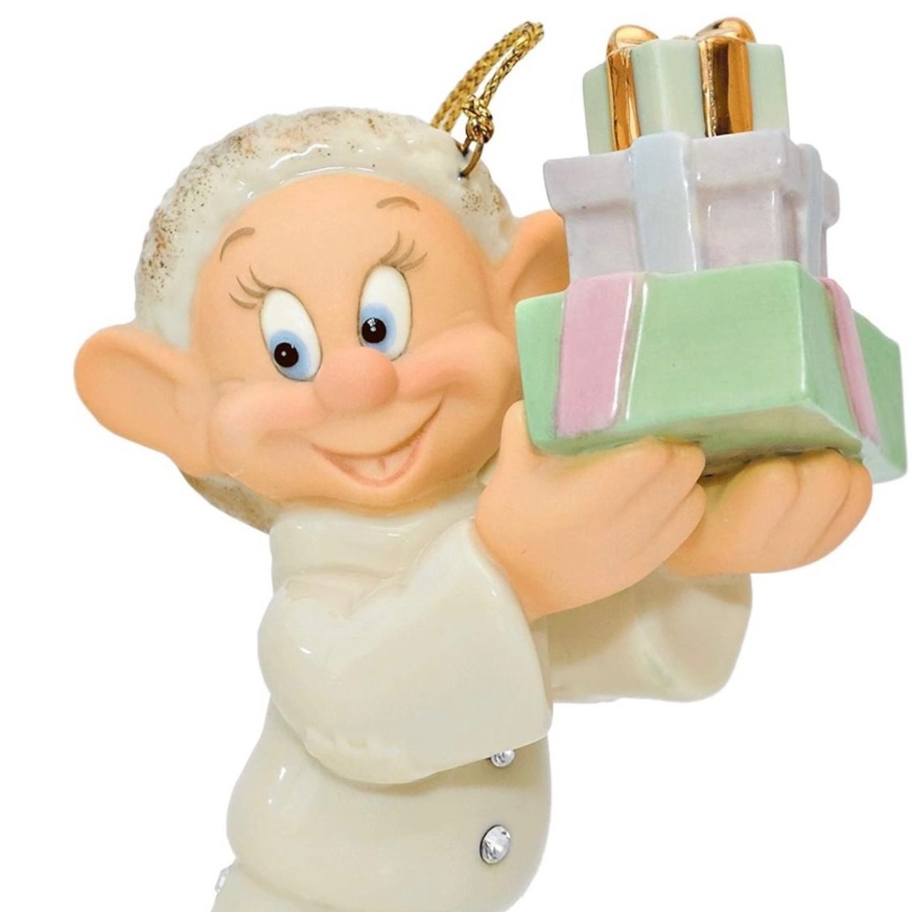 LENOX Snow White And The Seven Dwarfs
Dope's Holiday Surprise Christmas